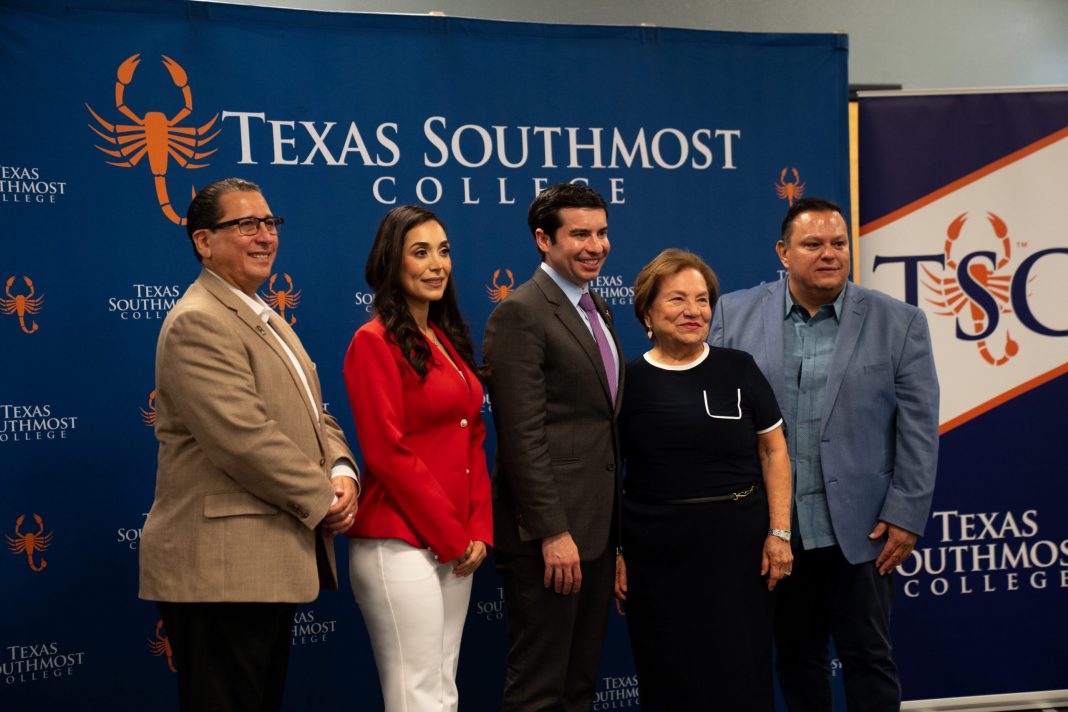 U.S. Labor Secretary Visits Texas Southmost College