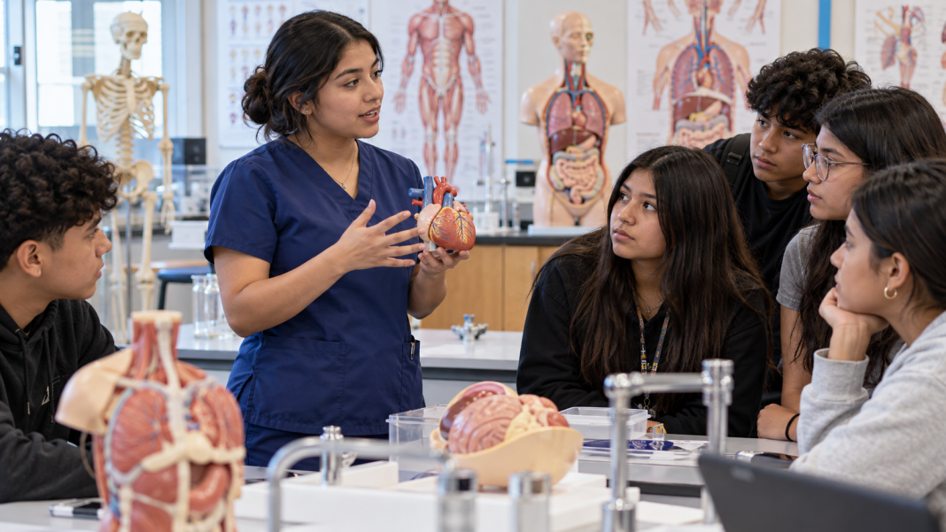 UTRGV's RISE Program Introduces Valley Youth to Health Care Careers